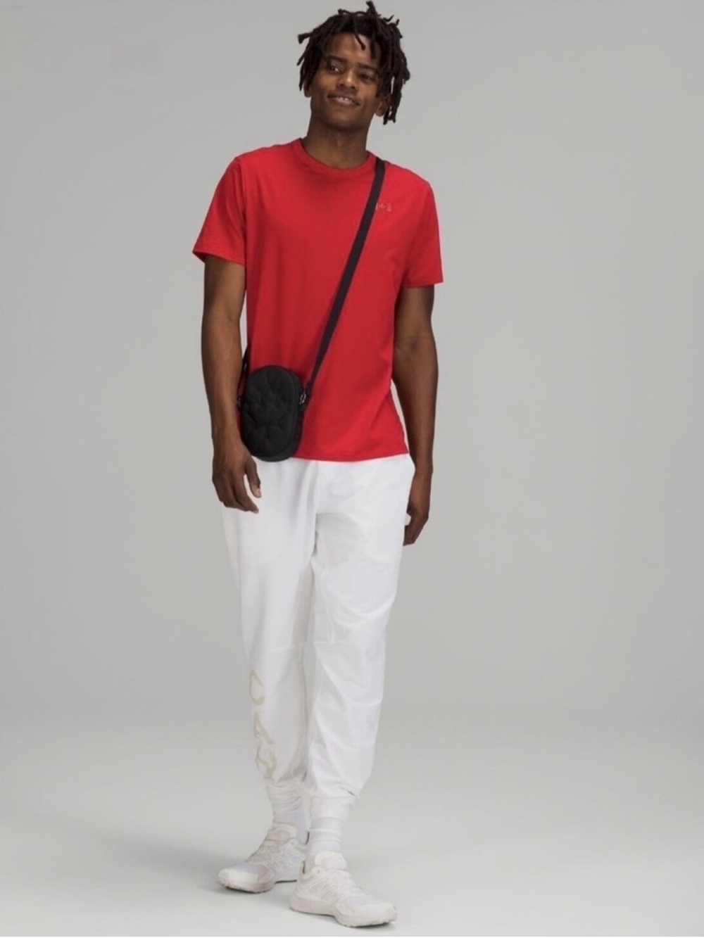 lululemon Limited Edition Team Canada Future Legacy Crossbody Bag - Picture 5 of 15